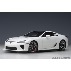 Lexus LFA (Whitest White - Carbon)