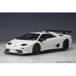 Autoart 79149 Lamborghini Diablo SV-R 1996 impact white