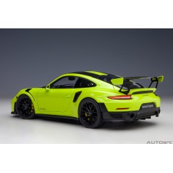 Porsche 991 GT2 RS Weissach Package acid green Autoart 78187
