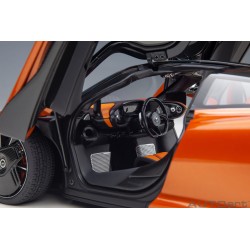 McLaren Speedtail (volcano orange)