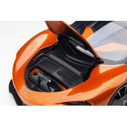 McLaren Speedtail (volcano orange)