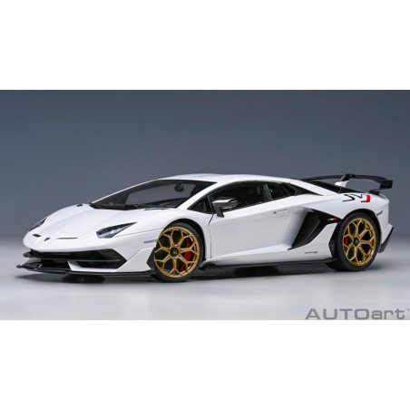 Autoart 79217 Lamborghini Aventador SVJ bianco asopo metallic white