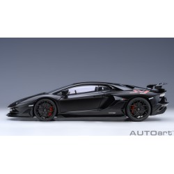 Lamborghini Aventador SVJ (nero nomesis matt black)