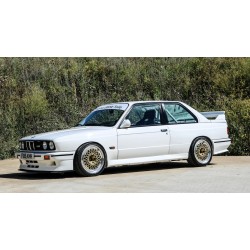 BMW E30 V1 Kit Version 1989 (White)