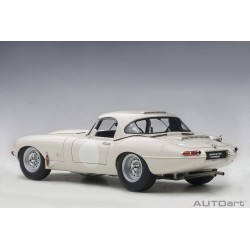 Jaguar Lightweight E-Type (white)