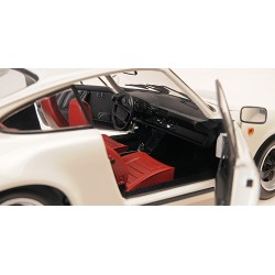 Porsche 911 Carrera 3.2 1983 (white)