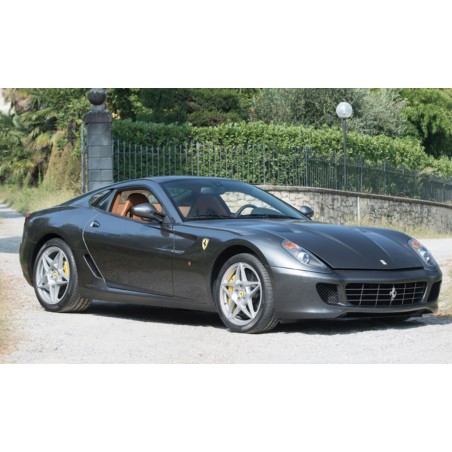 Ferrari 599 GTB Fiorano 2006 (silverstone grey) manuel gear box