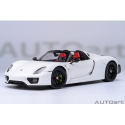 Porsche 918 Spyder Weissach...