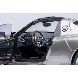 Porsche 918 Spyder Weissach Package (Liquid Metal Silver)