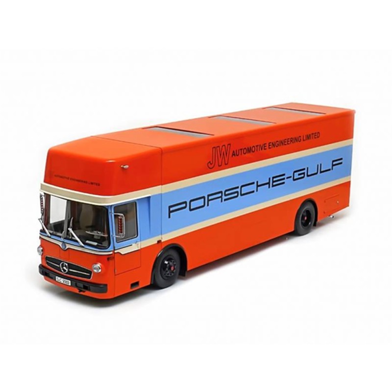18U00152 Mercedes 0317 transporter Porsche Gulf JW Automotive schuco