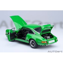 Porsche 911 Carrera RS 2.7 1973 (viper green with black stripes autoart)