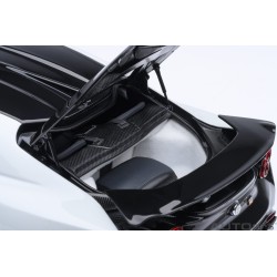 Nissan GT-R50 by Italdesign (Metallic White - Black)