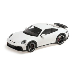Porsche 992 Dakar (white)
