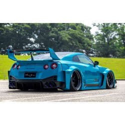 S1815602 Nissan GTR