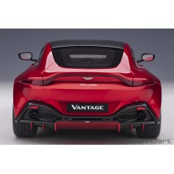 Aston Martin Vantage 2019 (hyper red)