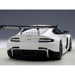 Aston Martin V12 Vantage GT3 2013  (White)