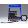 BMW Alpina Support en métal avec 4 pneus et jantes 1/18